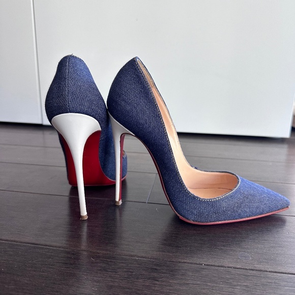 Christian Louboutin So Kate Pumps - Picture 1 of 3